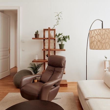 Stylish Designer Apartment At The Center Of Vienna Naschmarkt Kültér fotó